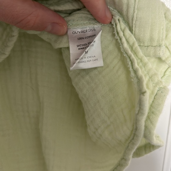 Kiwi Green Button Down - Picture 3 of 4